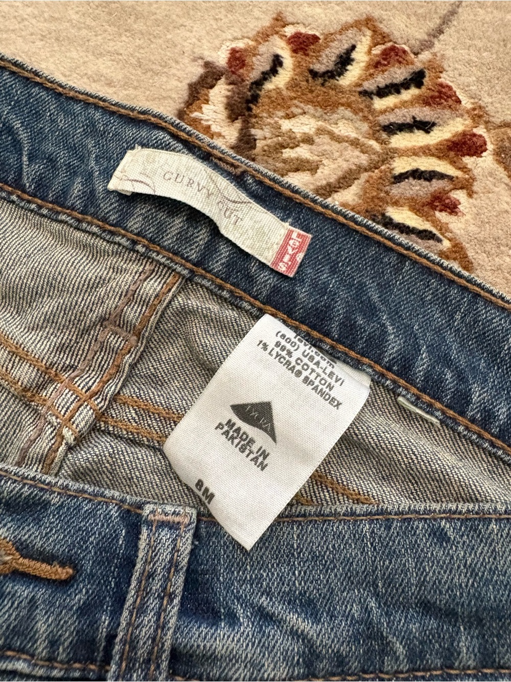 Levi's Blue Flared Women's Jeans - Picture 3 of 7